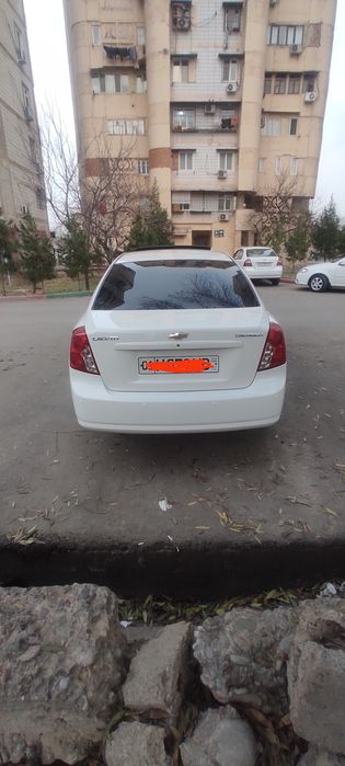 Chevrolet Lasetti sotiladi