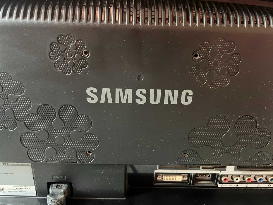 Монитор/телевизор Samsung SyncMaster 2333HD