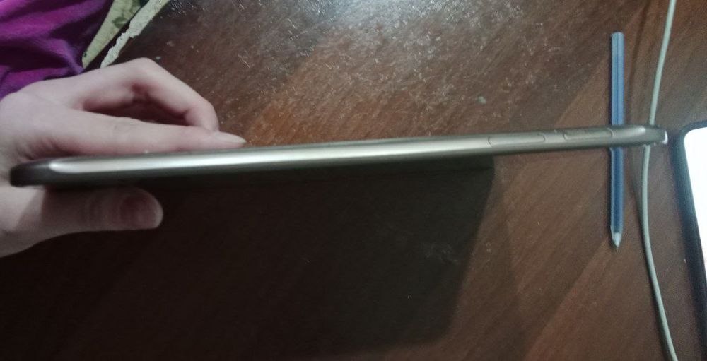 Samsung Galaxy Tab E