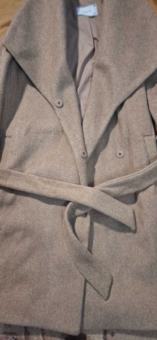 продавам палто! Чисто ново, пробвано, без етикет!