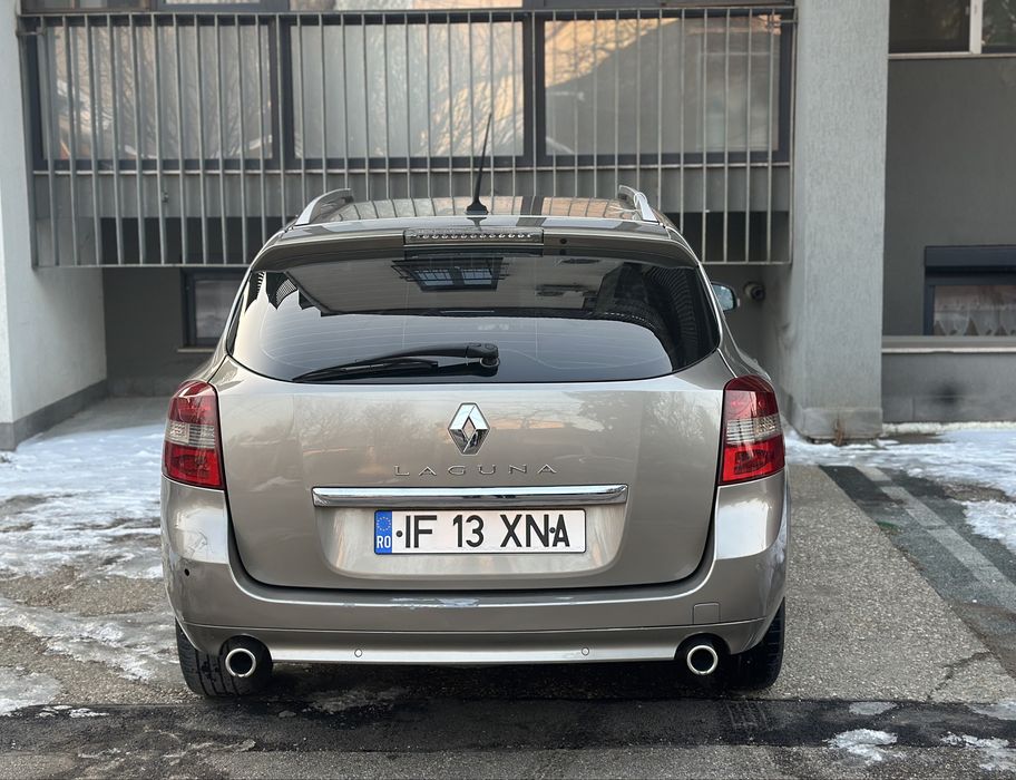 Renault Laguna Editie BOSE 2013 2.0 diesel cutie automata