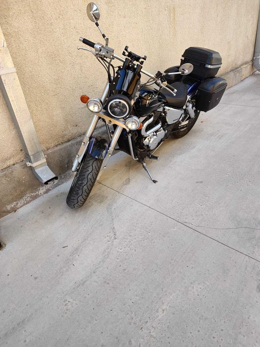 Vand motocicleta suzuki marauder 800cc, an 2000
