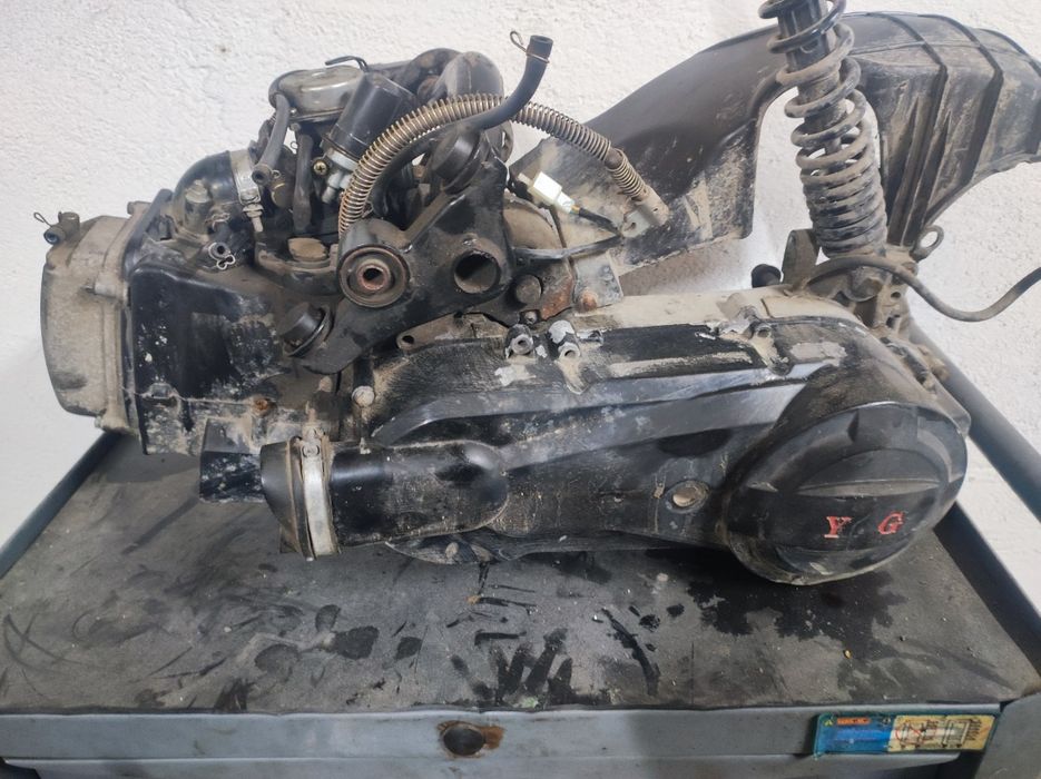 Мотор мопед скутер