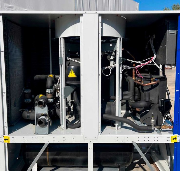 Vand /Inchiriez chiller CARRIER 74,3KW