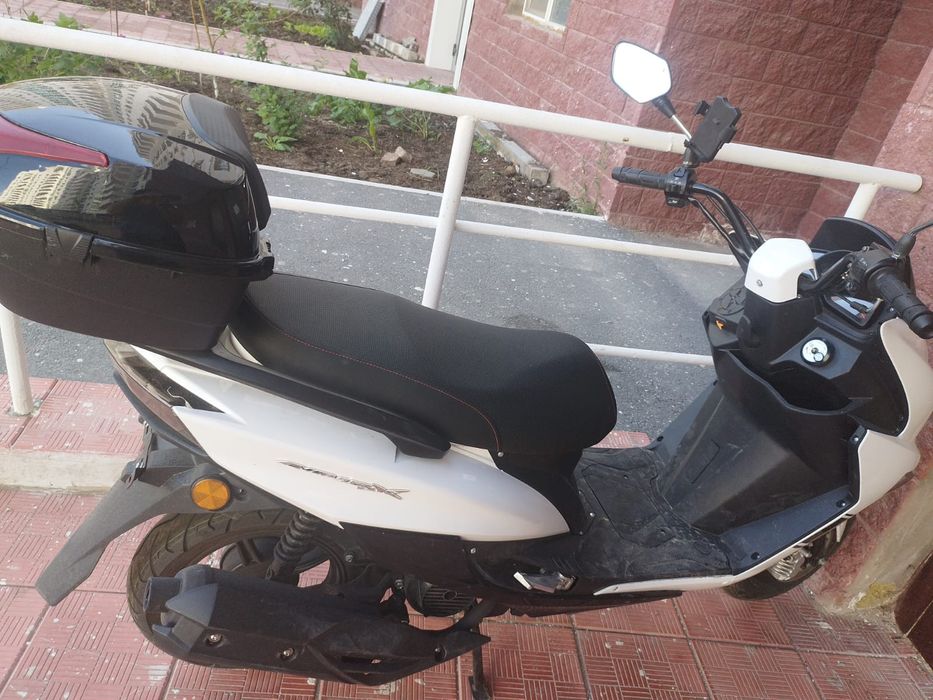 Продам мопед автомат