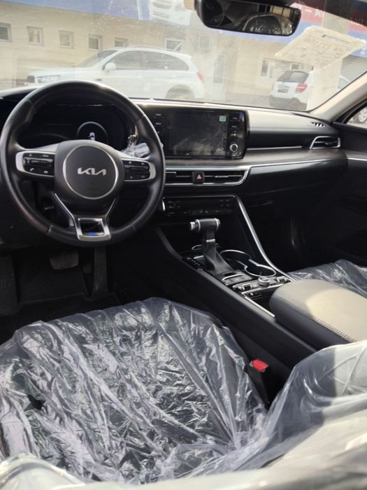 Kia k5 2023 sotiladi