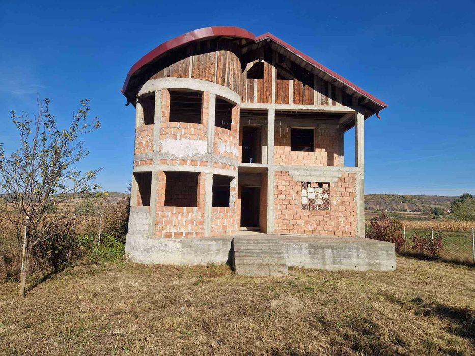 Casa de vanzare