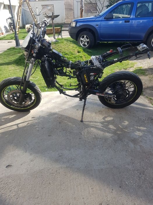 dezmembrez husquvarna te 610 yamaha dt124 piaggio