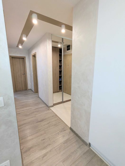 Продава се Тристаен апартамент в София, Малинова долина - 84 кв.м за 1882 €/кв.м - Снимка #3
