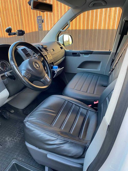 Vând VW transporter T5 an 2014