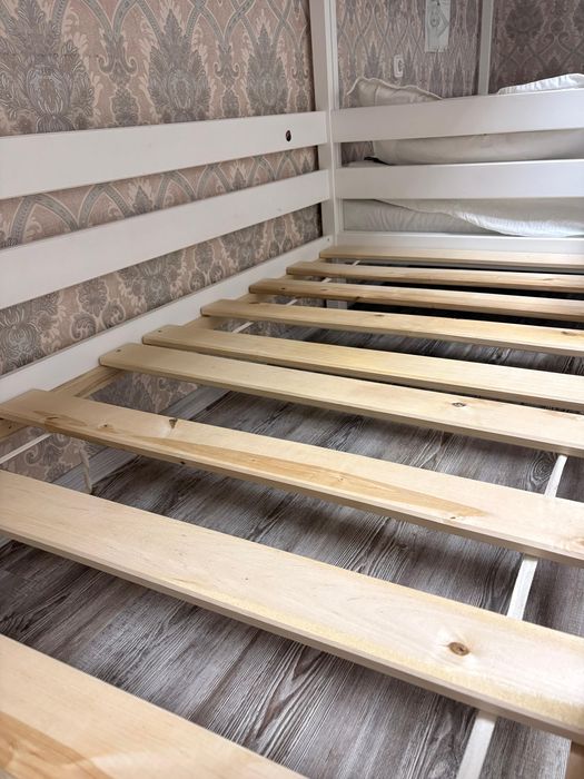 Продам 2ярусную кровать