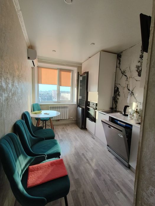 Продам 3 комн.кв, 9/9, Абая, 72