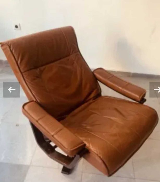 Ретро кресло естествена кожа /масивно дърво