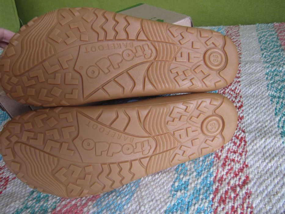 Pantofi Froddo barefoot marimea 36, 24cm in interior