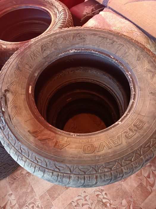 Продам летние шины 235 /70R16 Maxxis AT