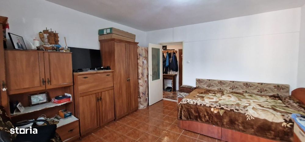 Garsonieră confort 1, etaj 1, zona Școlii Nr. 8, mobilat