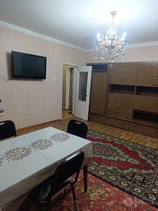 Новза метро яқинида 2 хонали уй ижарага берилади