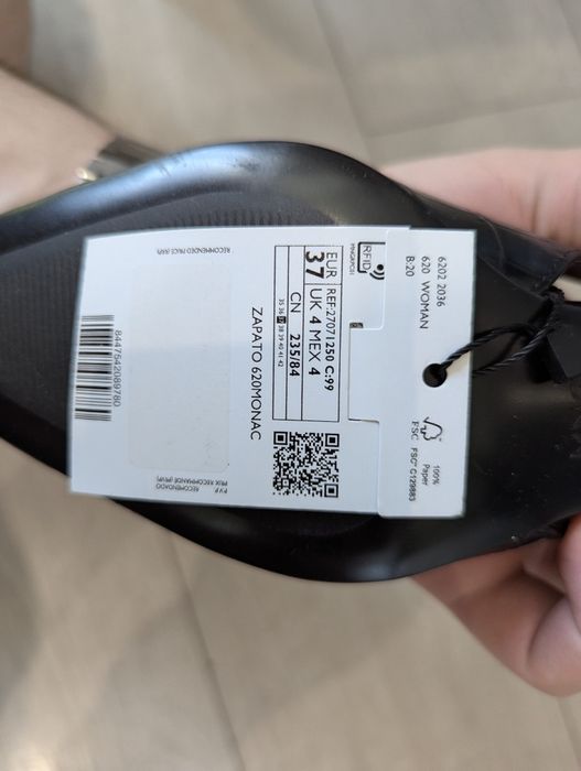 Oбувките са нови Mango Zapato Monac