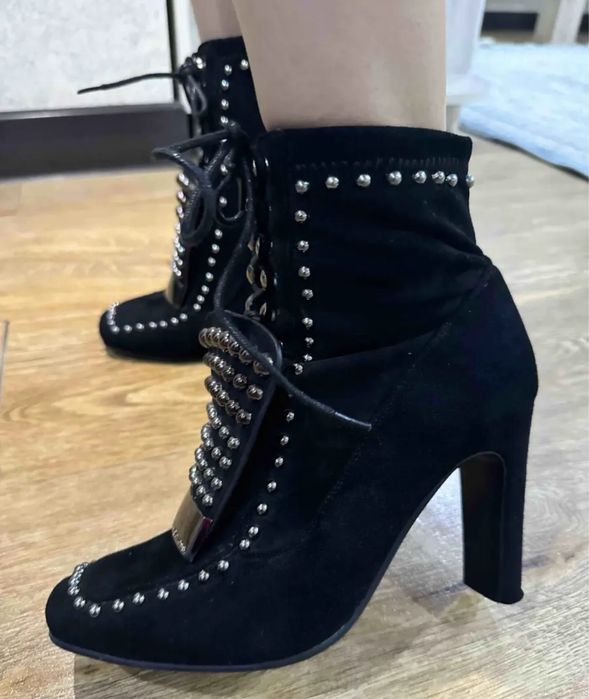 Демисезонные сапоги