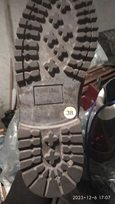 Ботинки 38 размер, 3000 тенге