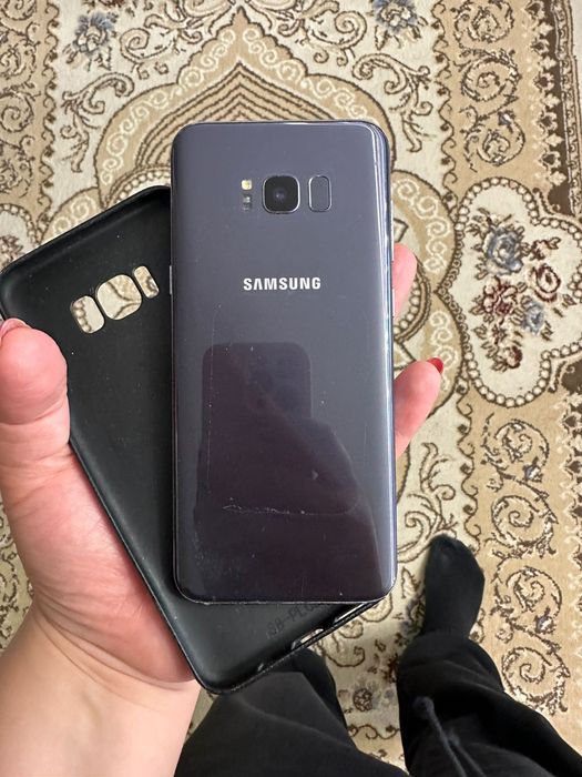 Продам Samsung s8+ на запчасти