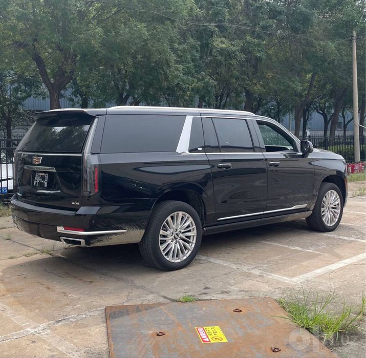 Cadillac Escalade ESV Long 2026