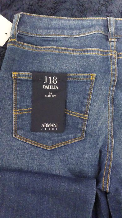 Blugi Armani Jeans Dama Originali
