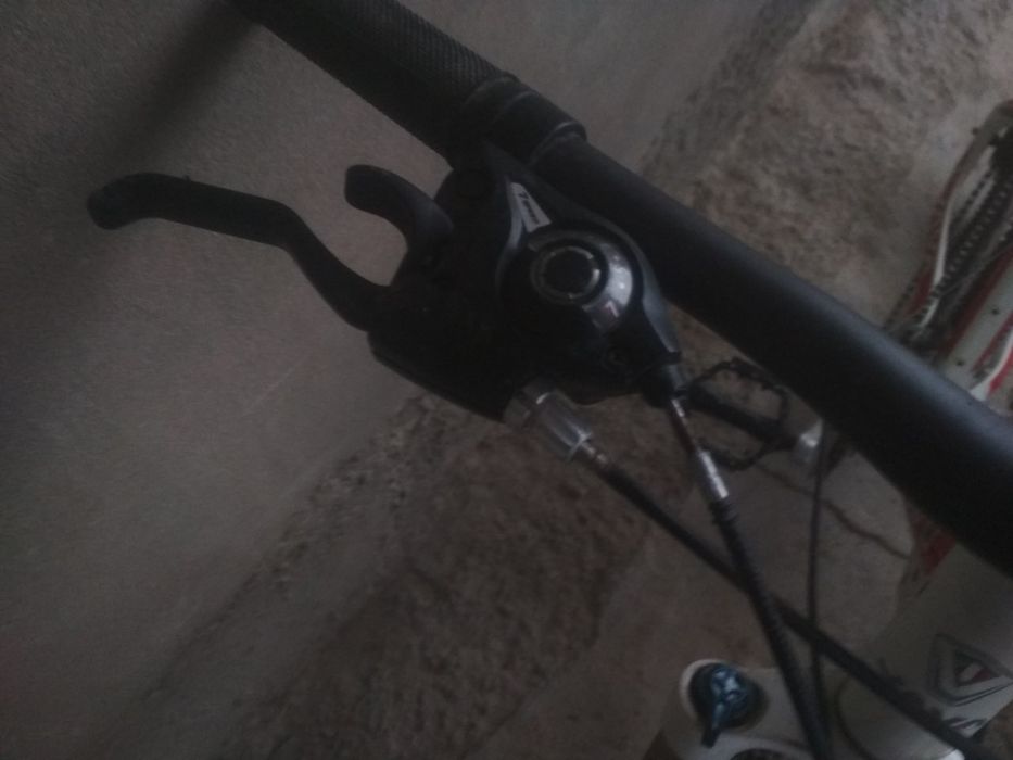 Velosiped pochti yangi