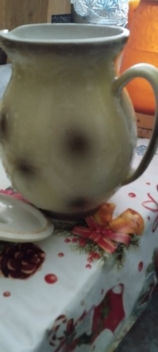 Кувшин и ваза декор