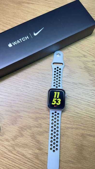 Apple Watch 7 Nike 45mm