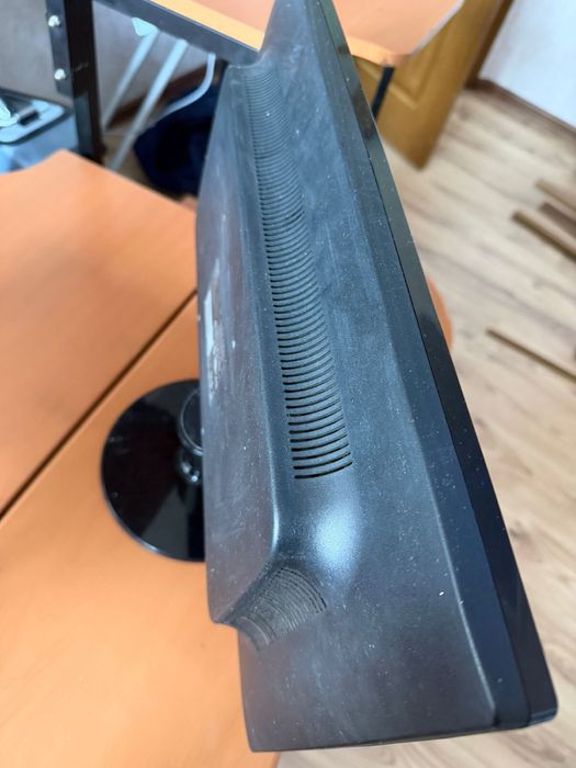 Продам стол для компьютера