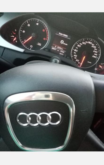 Vând Audi A4 Combi