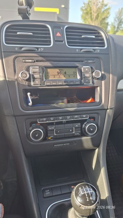 Vând Golf 6 benzină