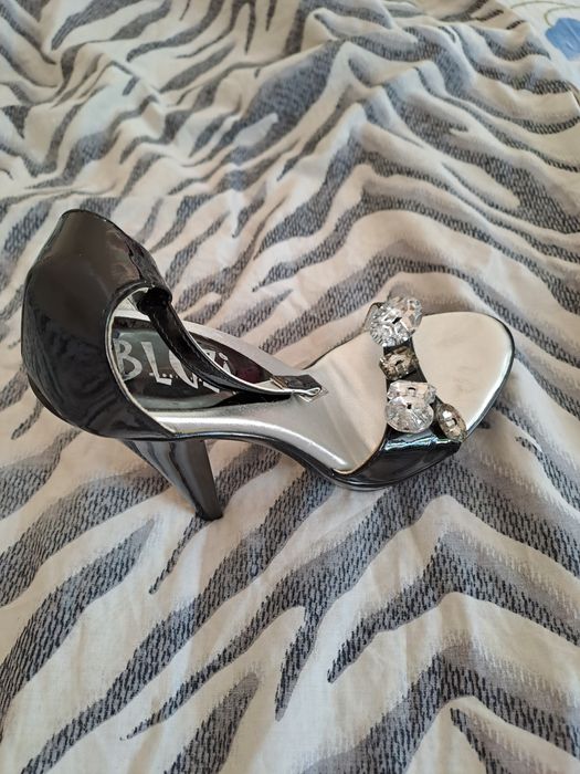 Летни секси обувки