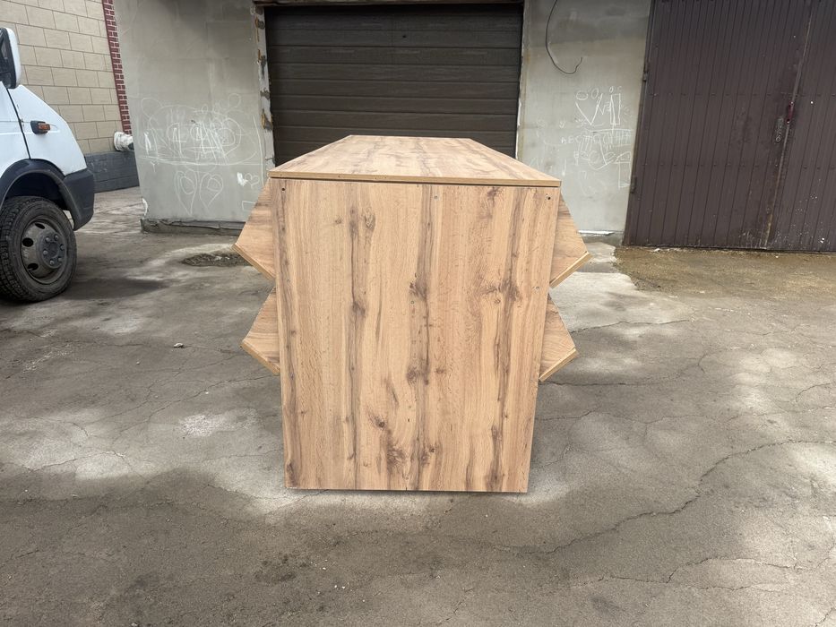 Стеллаж с ячейками