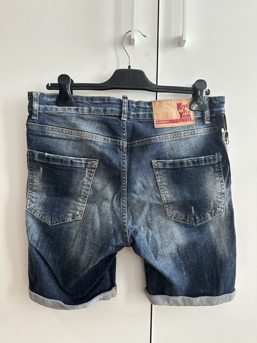 Къси мъжки сини дънки