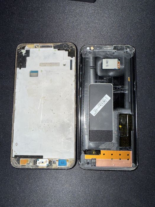 Продам два телефона на запчасти