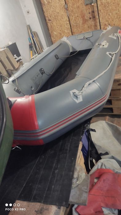 Продам лодку ПВХ.