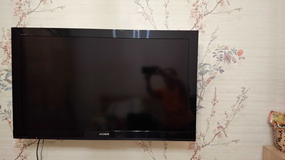 Телевизор Sony  112 см диагональ.