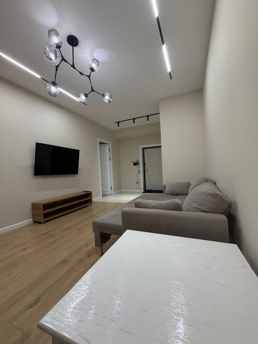 Сдаётся квартира Сайрам 6/ 2/3/10