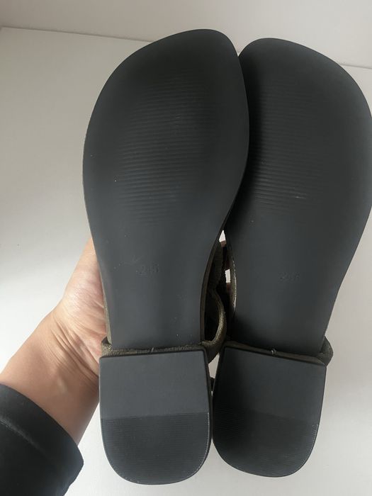 Новые сандалии размер 38