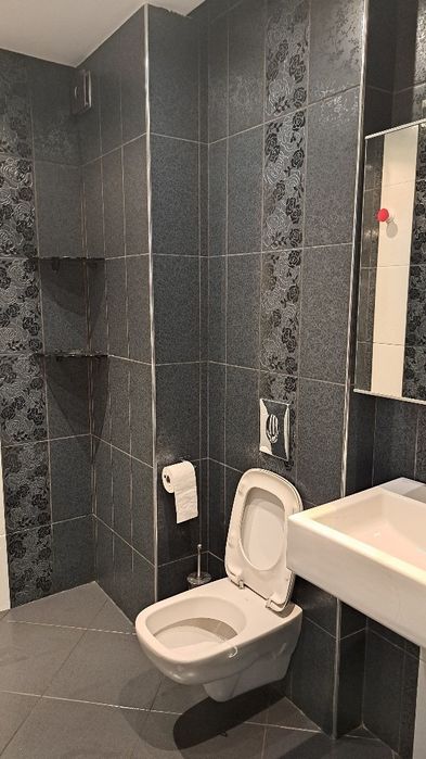 Дава се под наем Тристаен апартамент в ж.Зоопарк - 80 кв.м за 841.5 € - Снимка #10