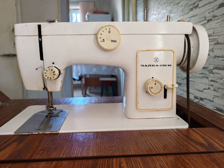 Швейная машинка ножная.