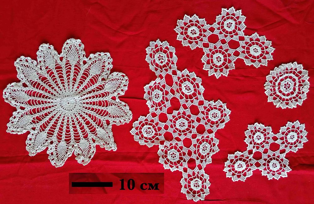 Ръчно плетени на една кука памучни покривки, дантели, яки