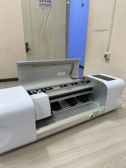 продаю Skycut CA310