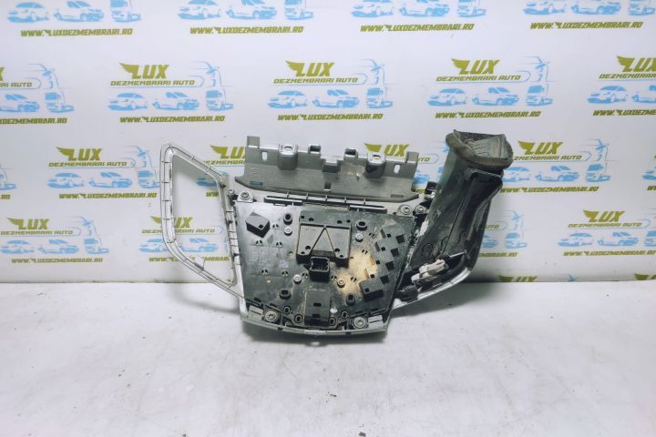 Panou comenzi radio cu buton avarii 8a6t18k811ad Ford Fiesta 6  [din 2008 pana  2013] seria