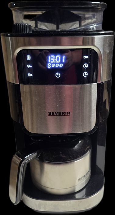 Aparat de cafea Severin KA 4814, 1000W, 1.25L, 8 cani, Negru Argintiu