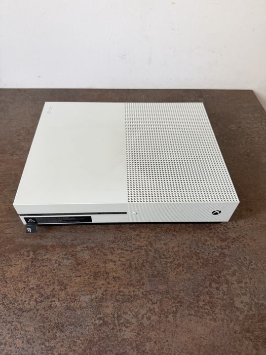 Xbox One S 500Gb