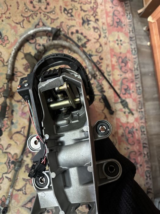 Селектор и тросы  акпп Вито 638