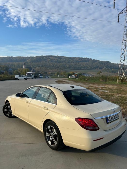 Mercedes-Benz Clasa E 200 d (W212)